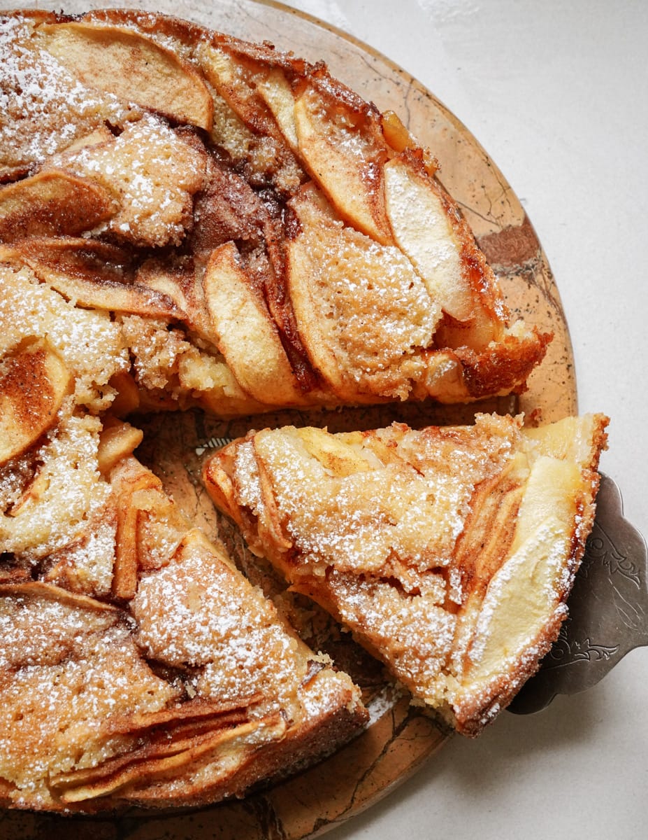 Homemade Milopita: Why This Greek Apple Cake is a Crowd-Pleaser